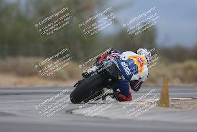 media/Sep-21-2025-Race Pace (Sun) [[98bf33ef95]]/Verified/2-Turn 2 Backside (835am)/